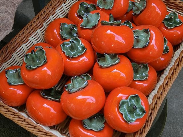 陶器の柿
