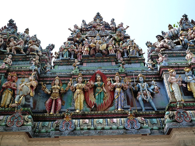 ヒンドゥー教寺院でインド神話の神様を探してみよう！