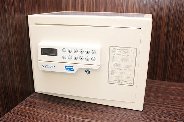 ナンバー式のセキュリティボックス