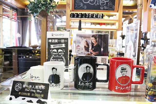 ドリンクやアイスを楽しめます。