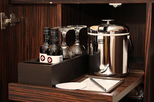 ミニワインは有料