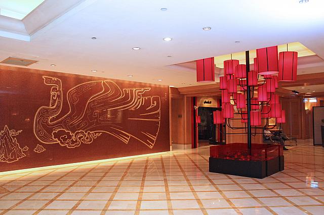 広々としたロビー