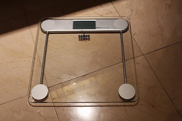 体重計も置いてあります