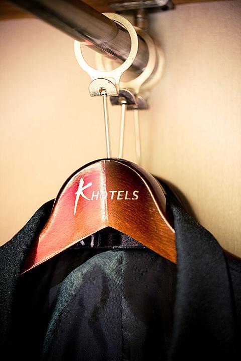 ハンガー<BR>画像提供：K Hotel