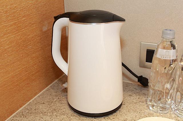 湯沸かし器