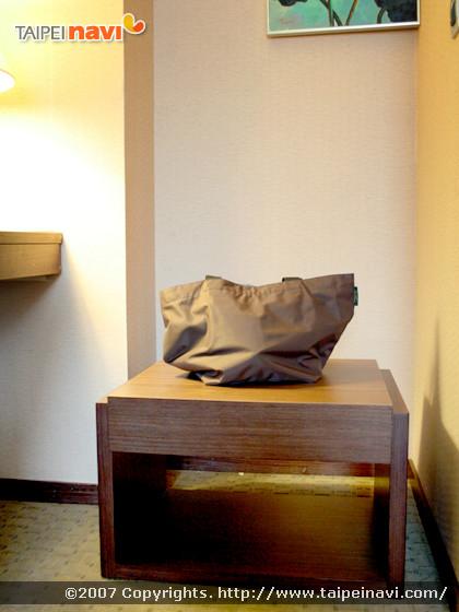 ∴大きな荷物が置ける台。
こういう気配りがうれしいです。