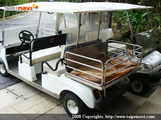 ホテル内案内車