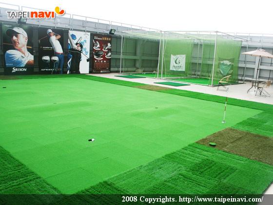 すぐ隣には試し打ちできるスペースもあります！