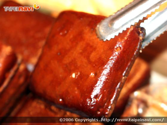 お豆腐を堅くしたような「豆干」
