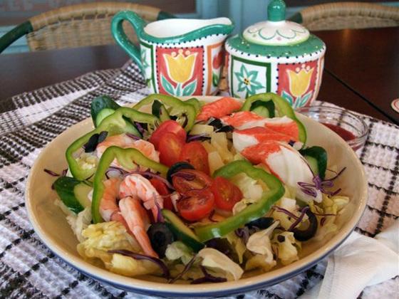 泰式酸辣海鮮義大利麺　　
スパイシータイスタイル風海鮮スパゲッティ199元（セット259元）