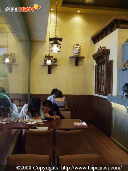 カップルがいちゃいちゃ