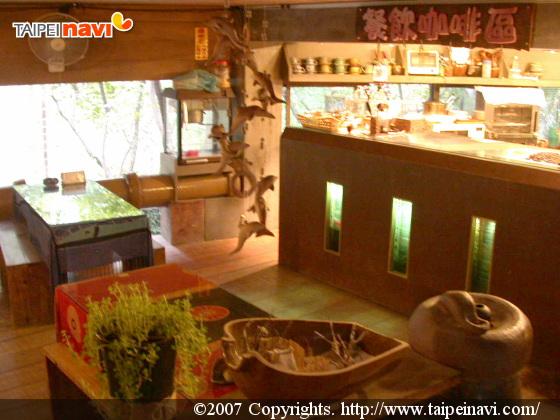 カフェや茶芸館もあるので、のんびりしたい方はどうぞ。