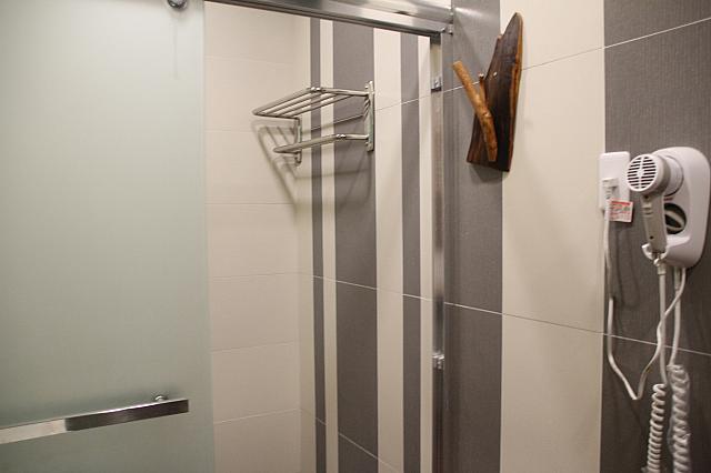 シャワーブース