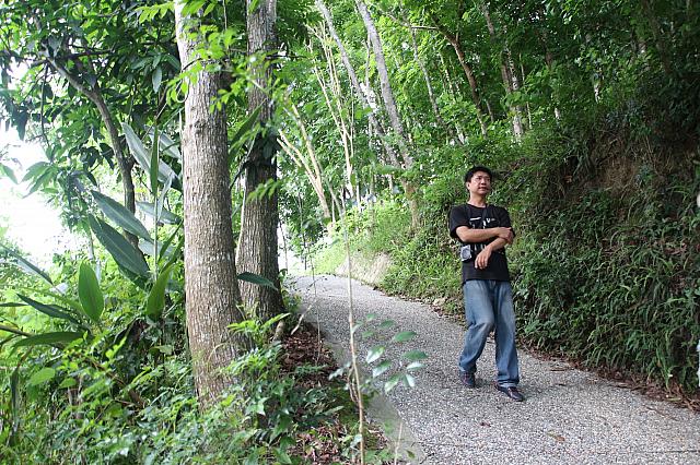 坂を上っていくと