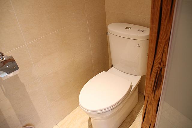 トイレはTOTOでした