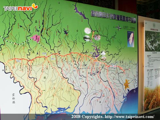 灌漑水路はこんなにも網の目状に広がります（赤ランプ）