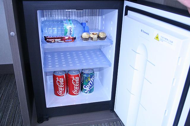 冷蔵庫の中身はお金がかかります。