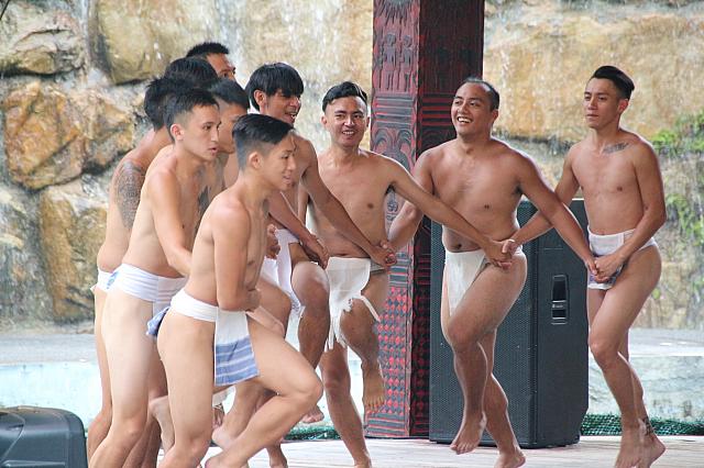 タオ族の踊り
