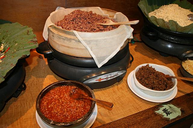 五穀の前にはベジ用の肉？もありました