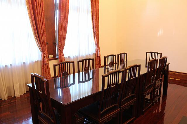 食堂。公務が忙しく、総督がここで食事を取るのはほぼ朝に限られたそう