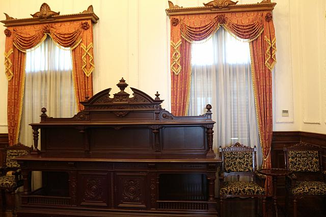 女性の来賓がもてなされた客間