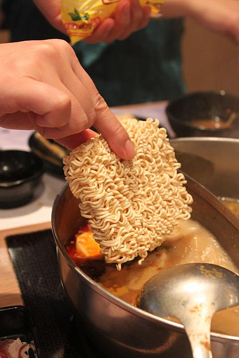 王子麺投入！！