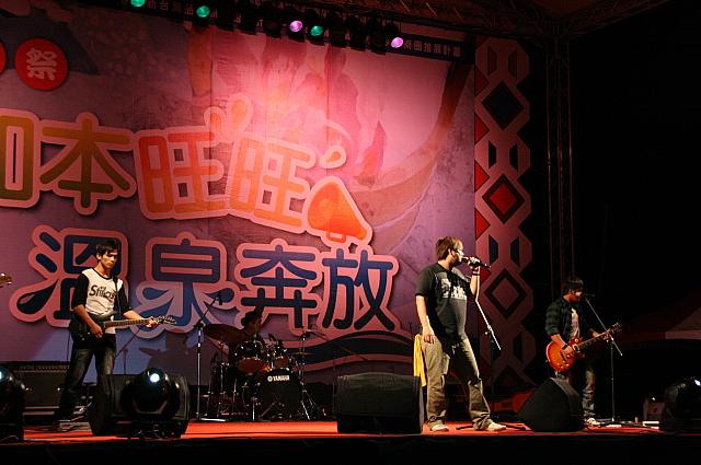 彼らパイワン族のバンド
