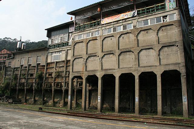 写真の中の建物が、きれいな形で残っています