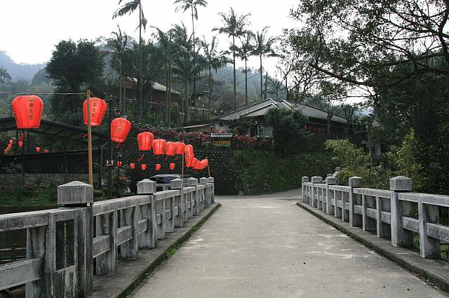 手前は北海道民宿