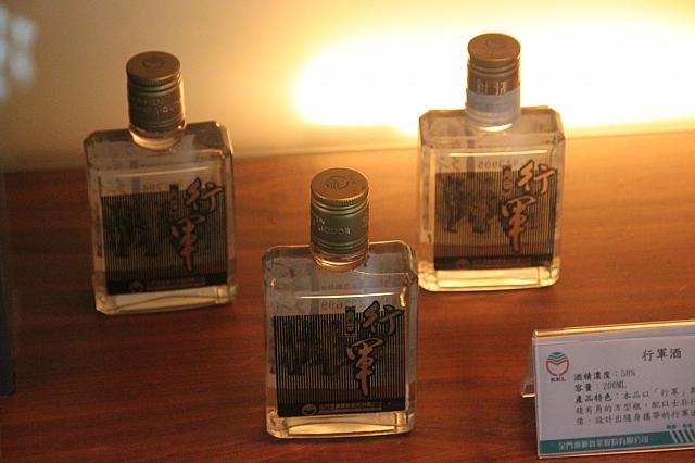 年代物は中身をもう抜いてあります