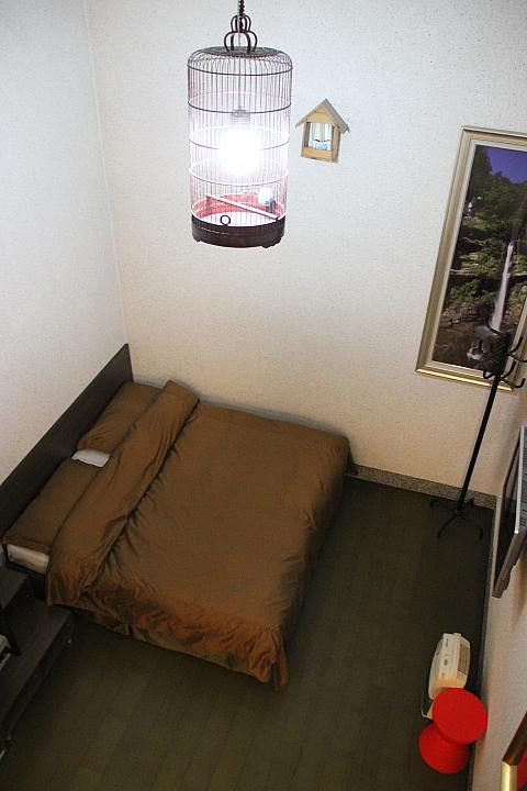 湾で今流行りのロフトがあるお部屋。天井が高くて気分もサイコー！