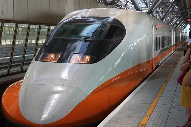 新幹線を使えば台北から1時間半で高雄に到着！