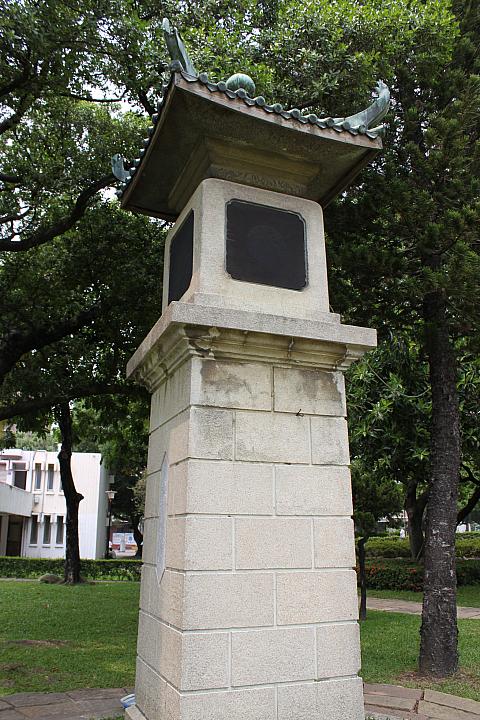 屋根を見ると日本時代の名残が明らかに