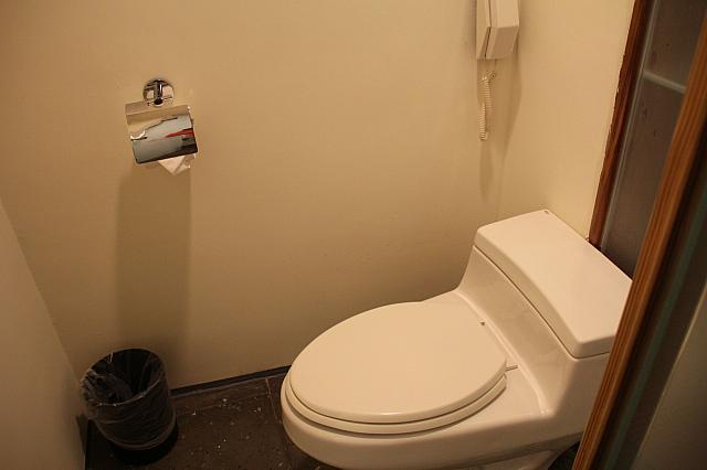 トイレも独立したスペース