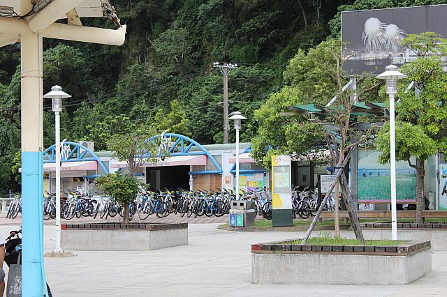 關渡碼頭にもレンタサイクのショップがあります