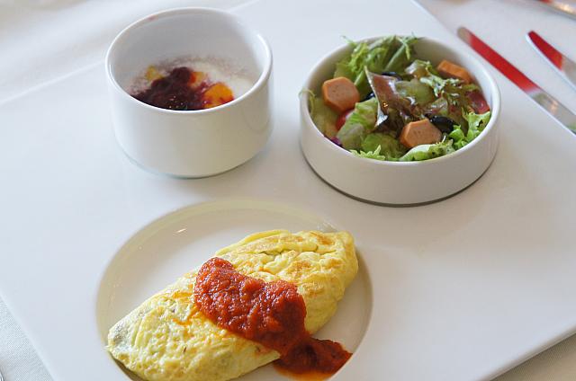 小食の方にはオムレツがオススメ