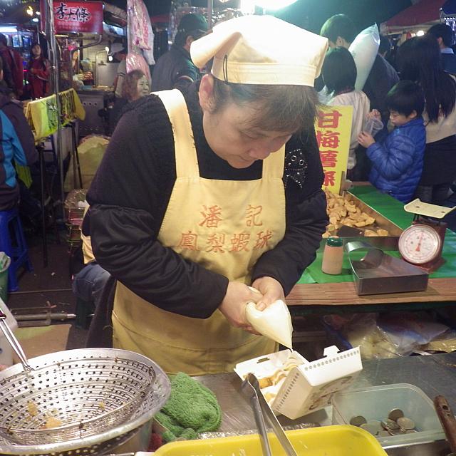 笑顔で対応してくれたやさしい店員ささん　どこも活気にあふれています