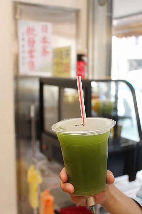 ナビたちは緑茶をいただきました