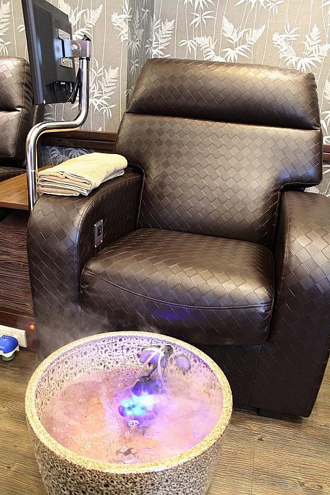 しっかりくつろげるチェア