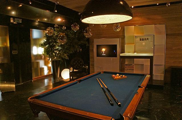 カジュアルな雰囲気を演出してくれるビリヤード台もおいてありました