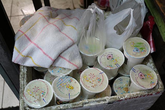 朝は豆乳もよく売れます