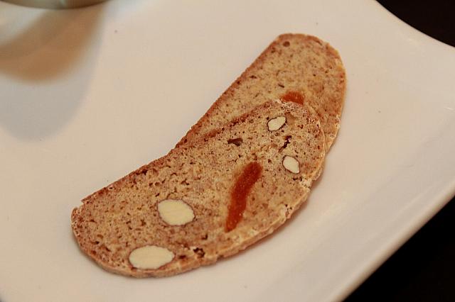 ビスコッティ付き