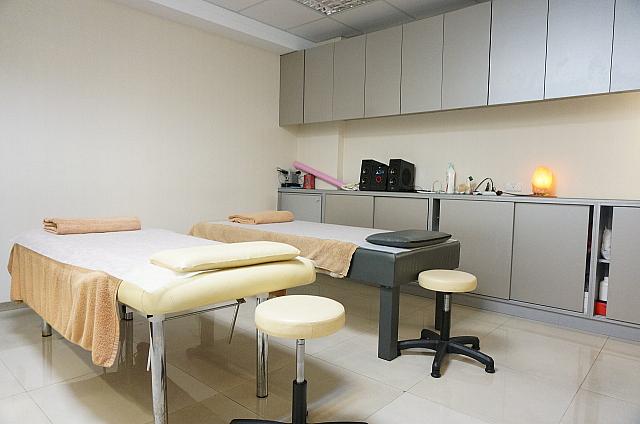 施術の部屋はクリニック色が濃い！？
