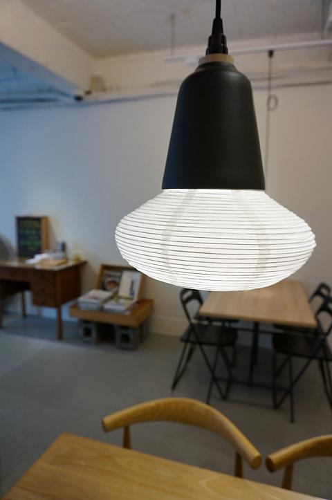 東西織り交ぜたライトもステキ