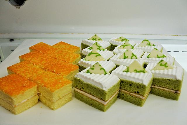 幸せケーキ