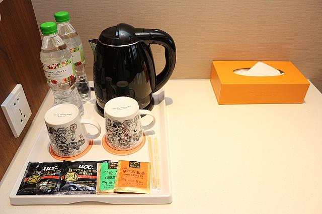 ポットやお茶、コーヒー