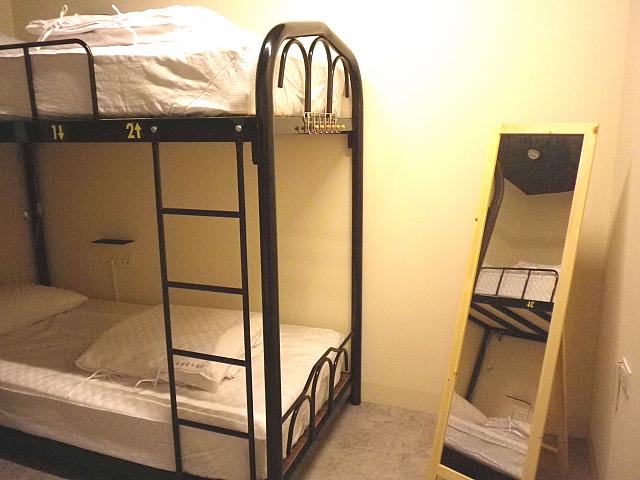 鏡は全てのお部屋にあります