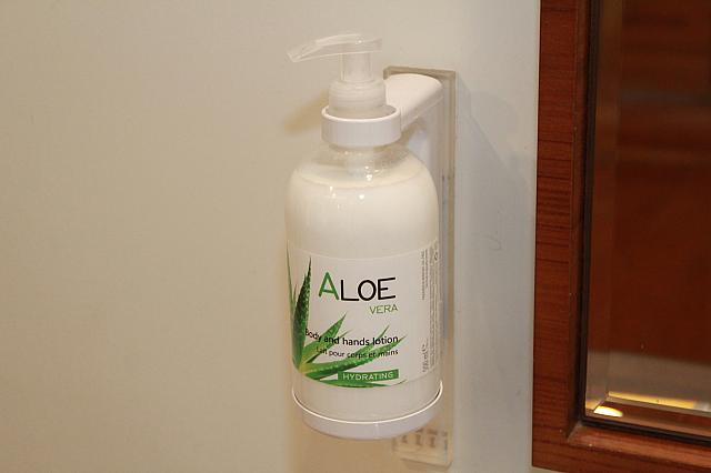 乳液が置かれています