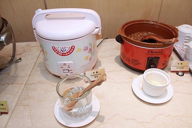 朝から滷肉飯いっとく？