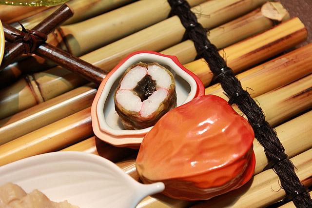 蟹と水前寺海苔の翁昆布巻き
